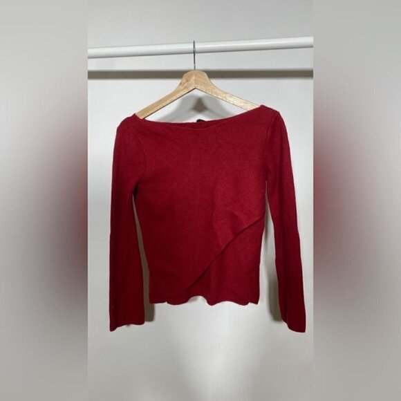 ARITZIA Babaton Kitano burgundy red sweater - Picture 6 of 6